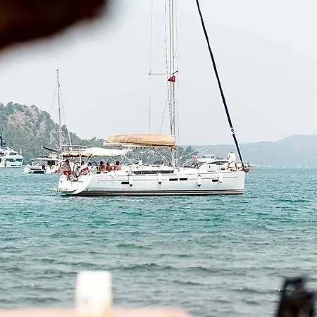 Marimare Hotel 3*